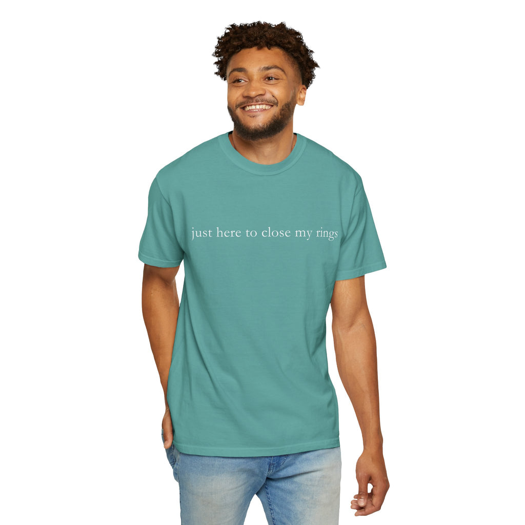 "Just Here To Close My Rings" T-Shirt - Trendy Apple Watch Fitness Tee