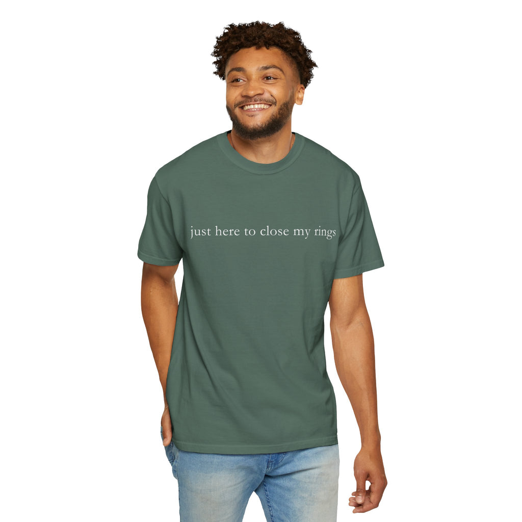 "Just Here To Close My Rings" T-Shirt - Trendy Apple Watch Fitness Tee