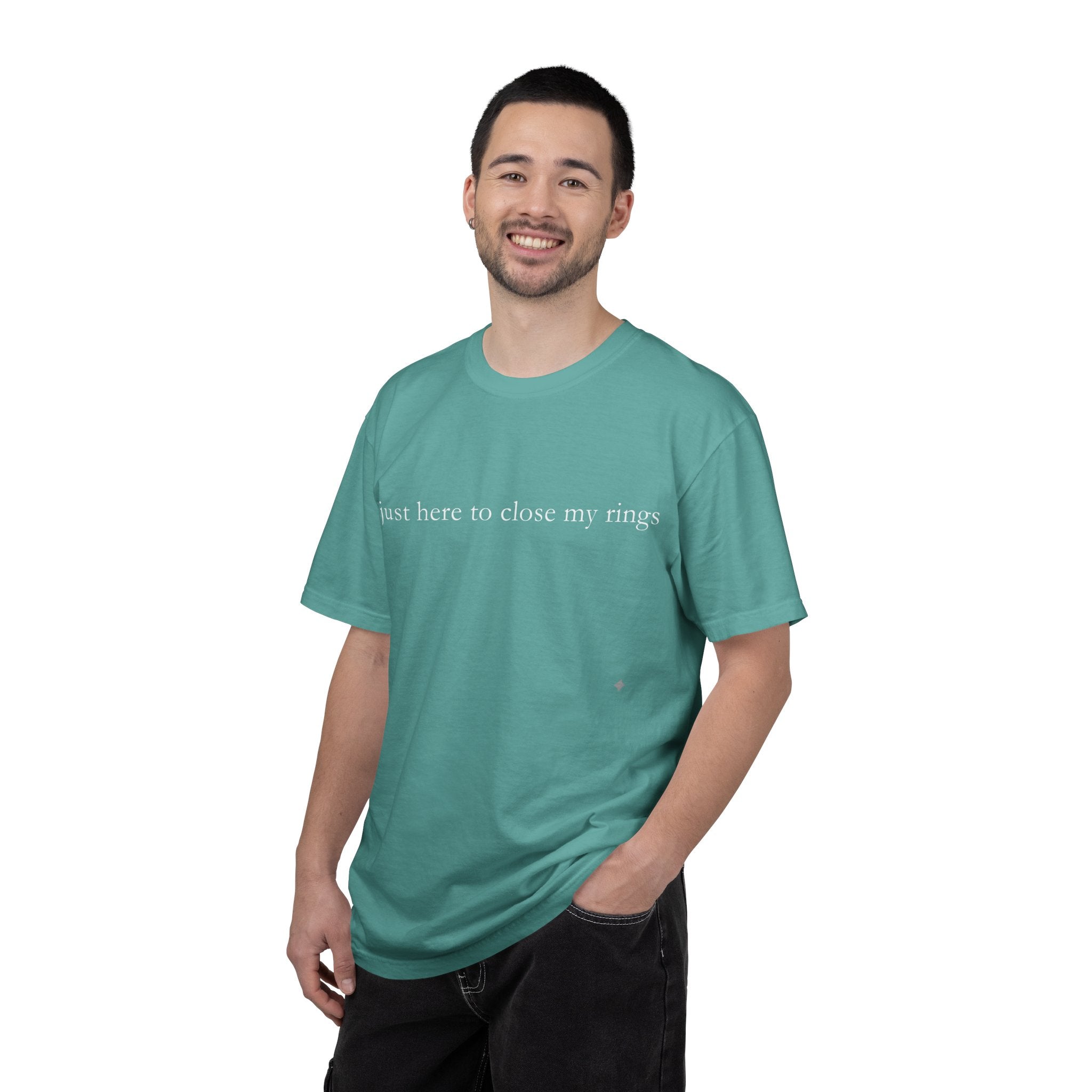 "Just Here To Close My Rings" T-Shirt - Trendy Apple Watch Fitness Tee